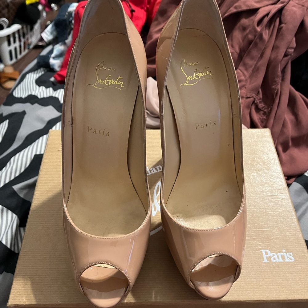 Practically New - image 7